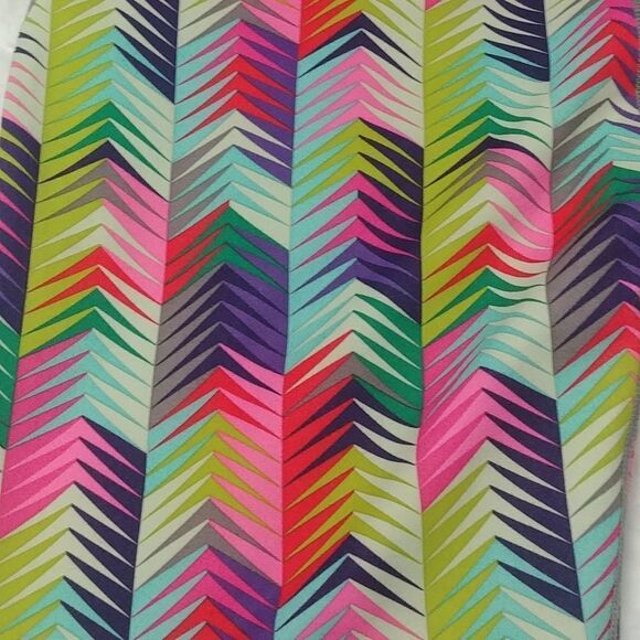 Fabletics Wild Print Capri Leggings M Polyester Stretch - Picture 5 of 11